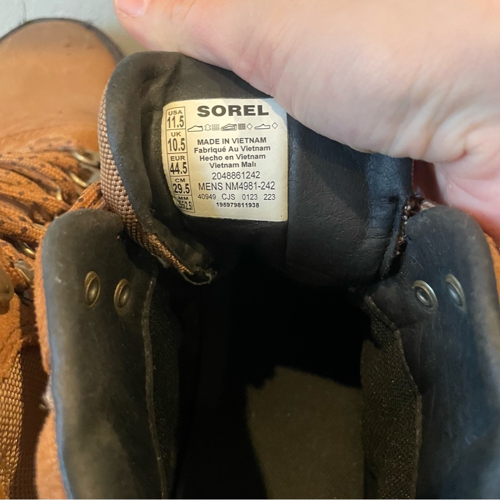 Sorel Men’s Tan Brown Leather Waterproof Boots Size 11.5 Rugged Lace-Up - Picture 9 of 13